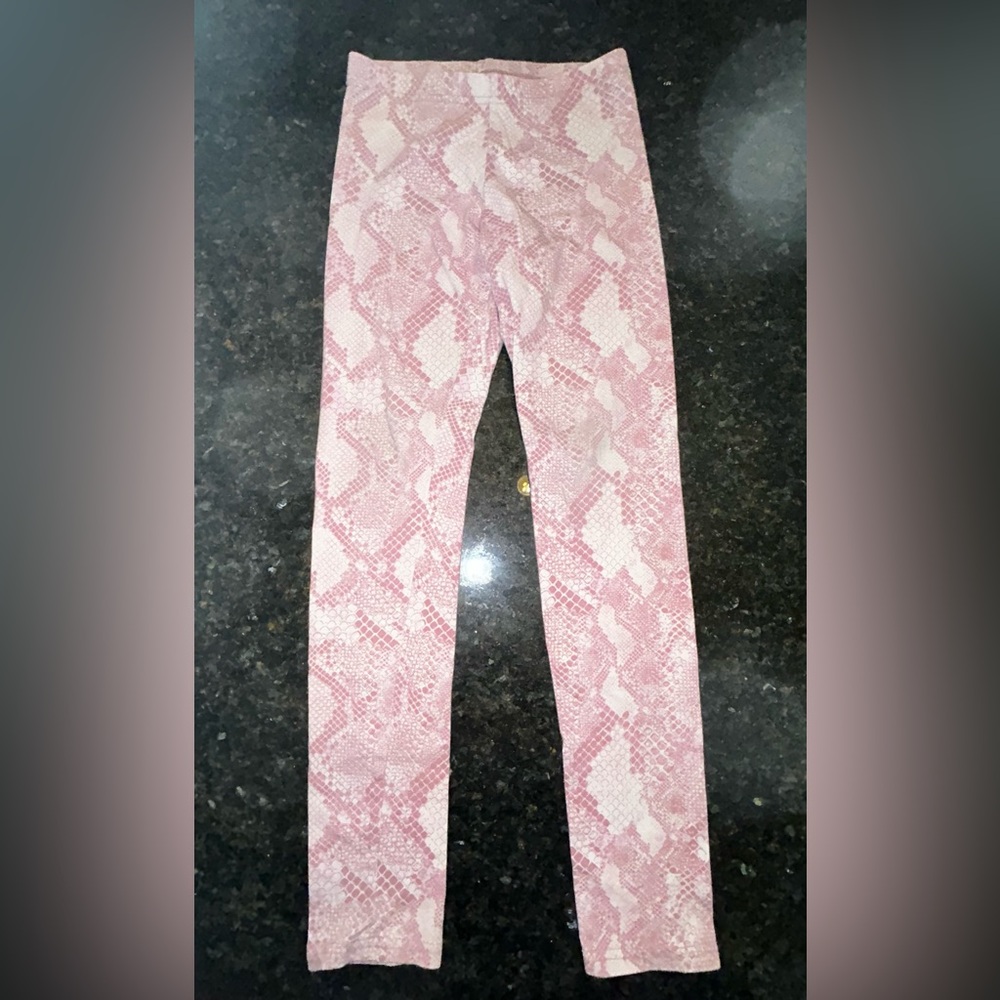 Old Navy Pink Snakeskin Leggings, Size 14/16 Kids